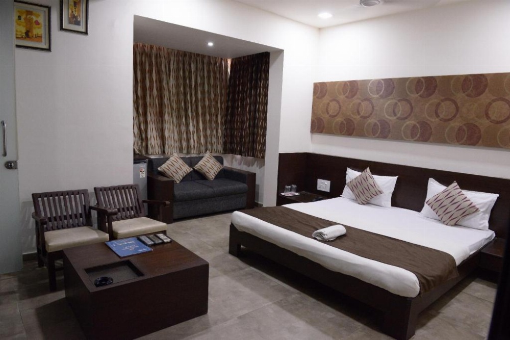 Room image 2