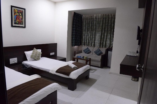 Hotel Palm View Residency image 28